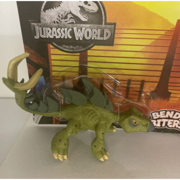Jurassic World Bendy Biters Figures, Dinosaur 2-Pack, Stegosaurus, Velociraptor - Picture 4 of 12